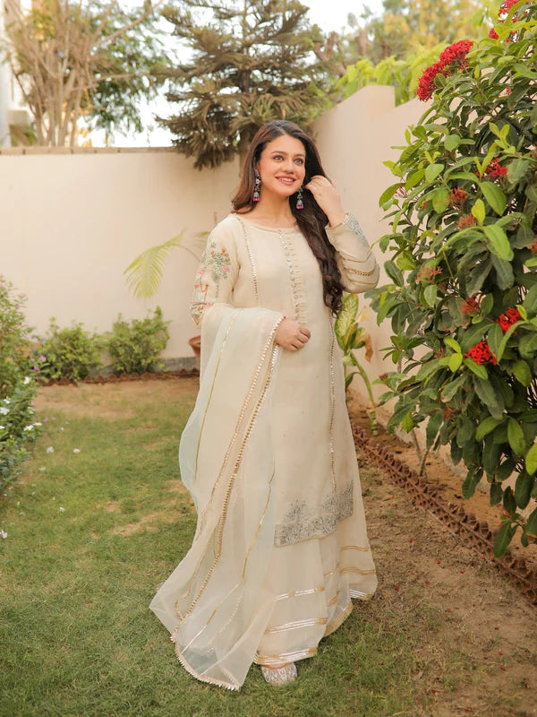 Hem - Lotus Outfit - Ivory White -